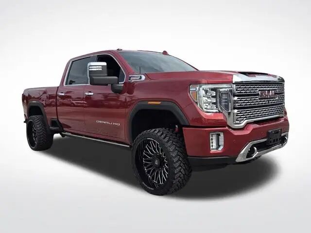 2022 GMC Sierra 2500HD Denali — photo 1 of 12