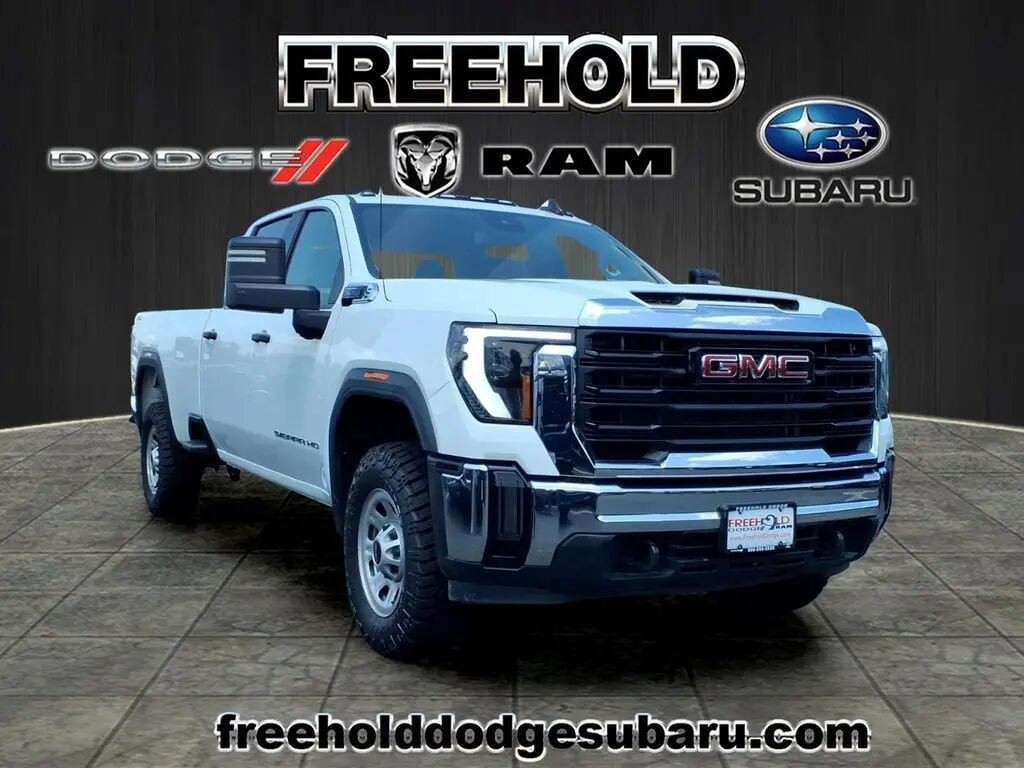 2024 GMC Sierra 3500HD Pro — photo 1 of 13
