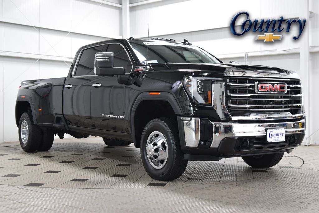 2024 GMC Sierra 3500HD SLT — photo 1 of 11