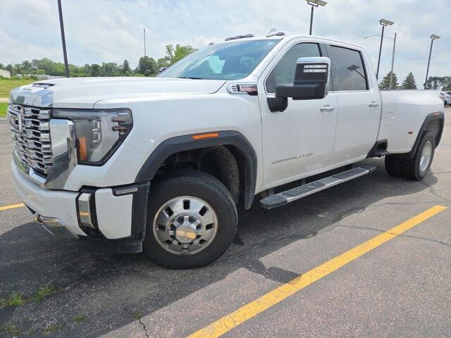 2024 GMC Sierra 3500HD Denali