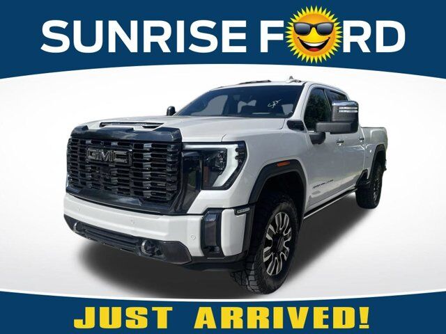2024 GMC Sierra 2500HD Denali Ultimate — photo 1 of 13