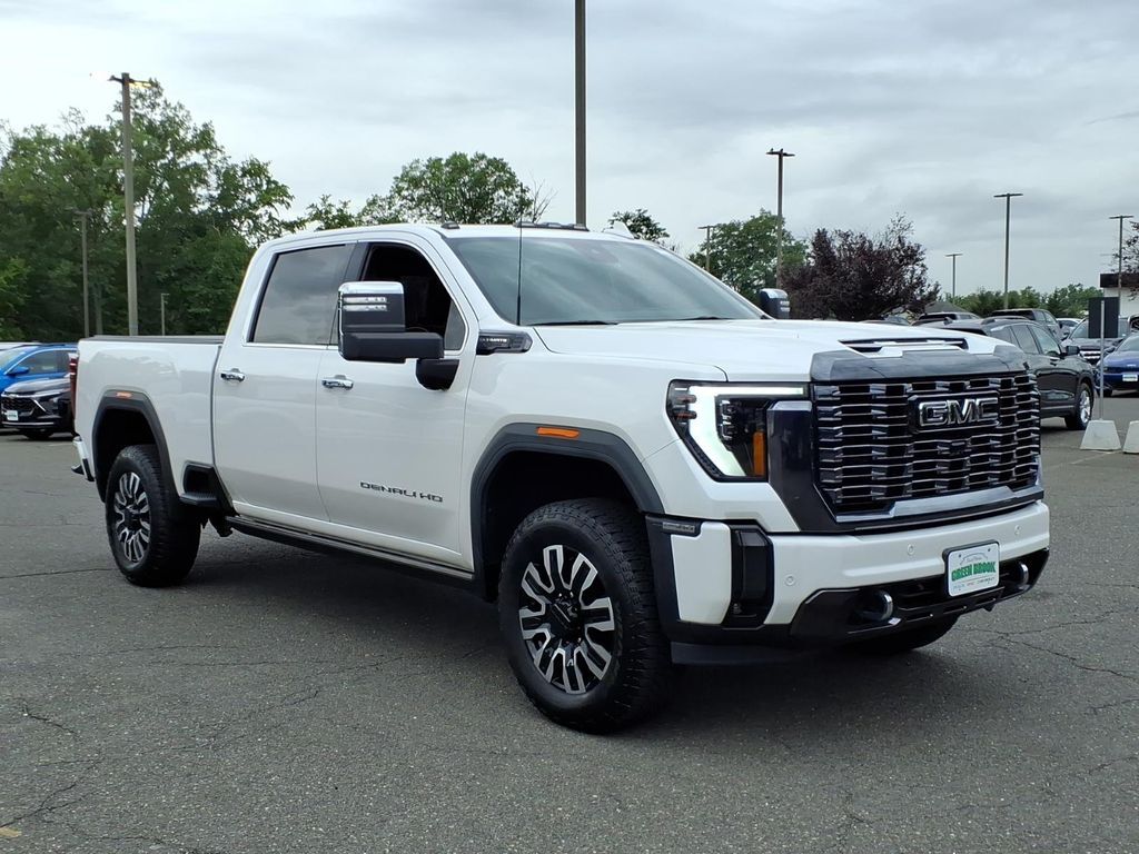 2024 GMC Sierra 2500HD Denali Ultimate — photo 1 of 13