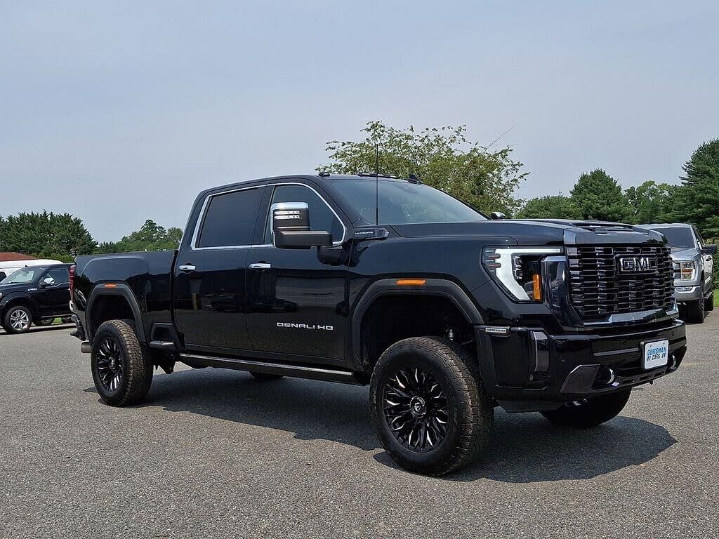 2024 GMC Sierra 3500HD Denali Ultimate — photo 1 of 14