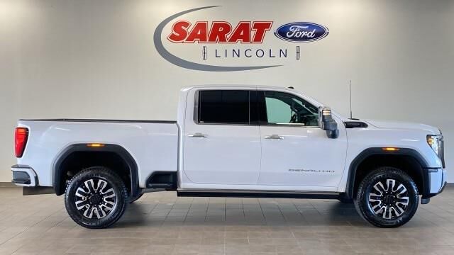 2024 GMC Sierra 3500HD Denali Ultimate — photo 1 of 13