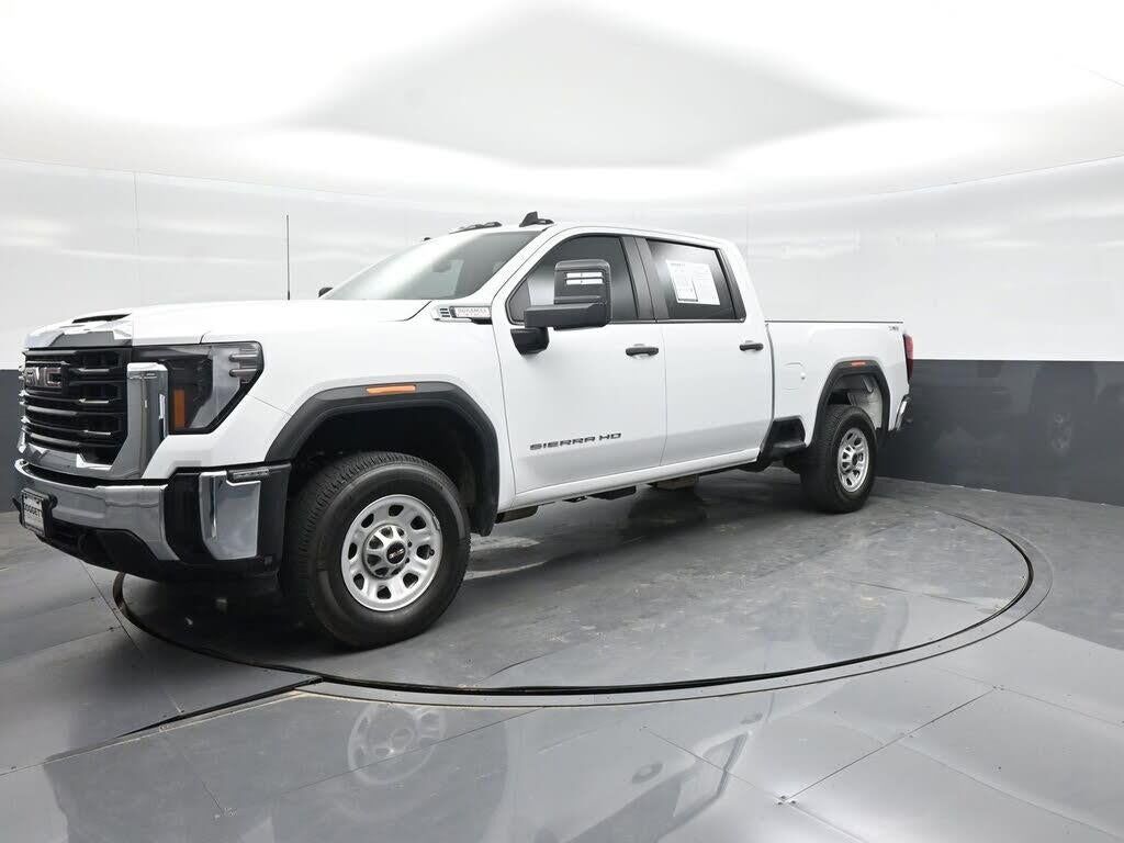 2025 GMC Sierra 2500HD Pro — photo 1 of 1
