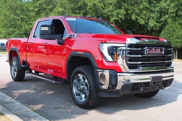 2025 GMC Sierra 2500HD SLE — photo 1 of 13