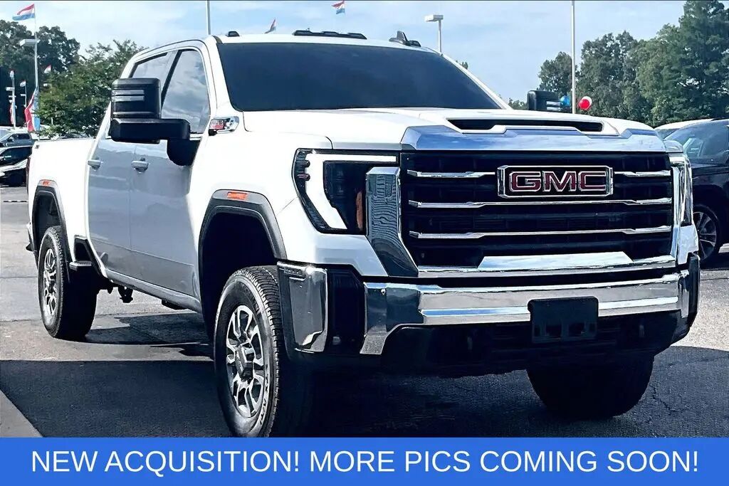 2025 GMC Sierra 2500HD SLE — photo 1 of 7