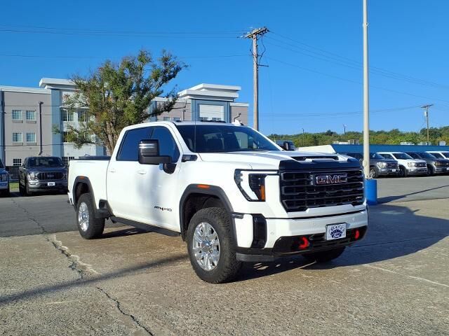 2025 GMC Sierra 2500HD AT4