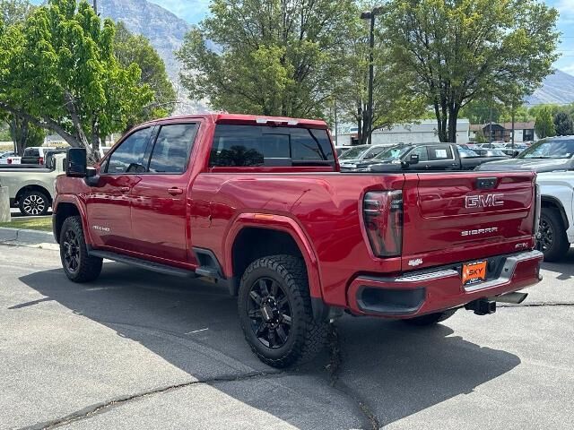 2025 GMC Sierra 2500HD AT4 — photo 1 of 5