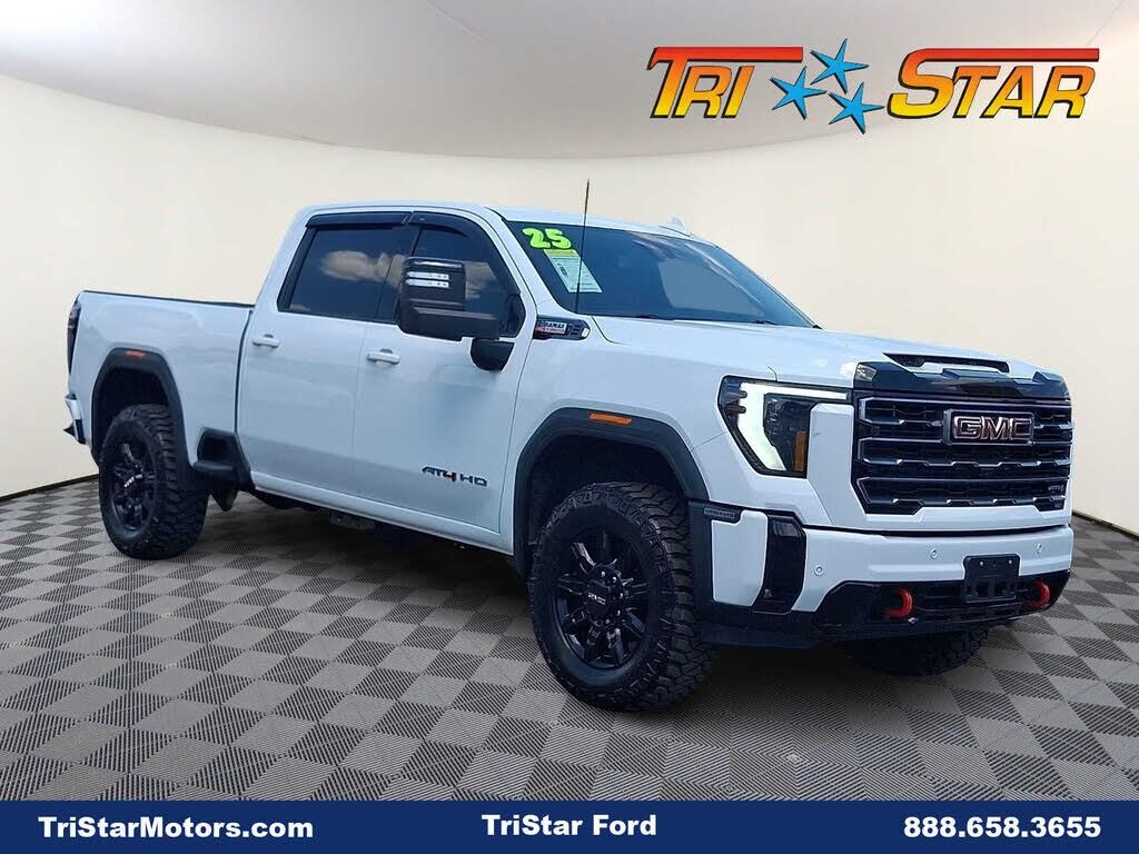 2025 GMC Sierra 2500HD AT4 — photo 1 of 1