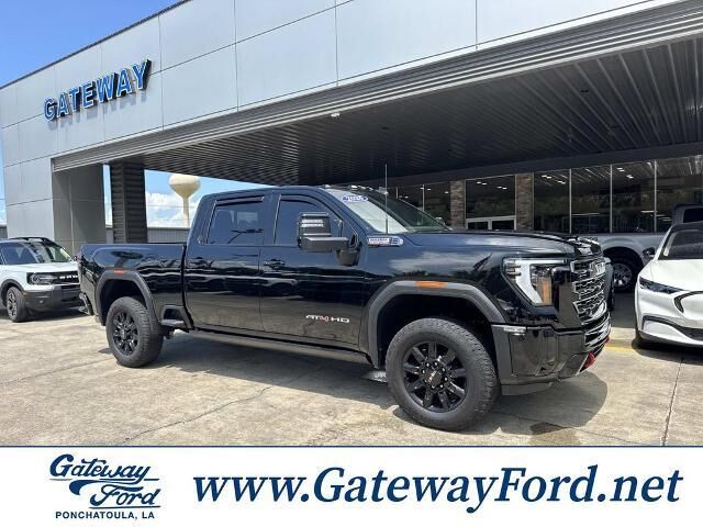 2026 GMC Sierra 2500HD AT4 — photo 1 of 13