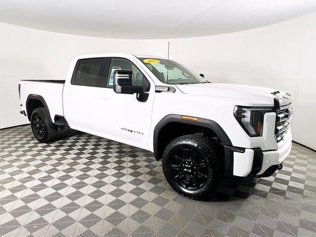 2025 GMC Sierra 2500HD AT4