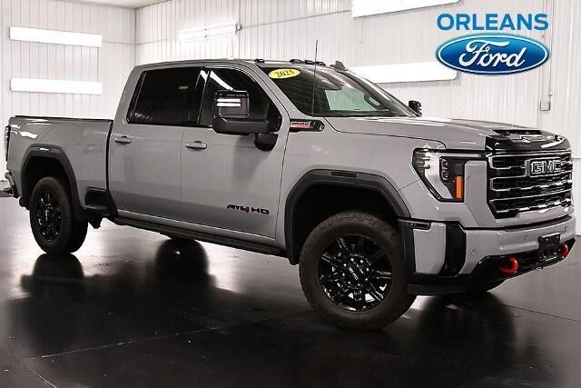 2025 GMC Sierra 2500HD AT4
