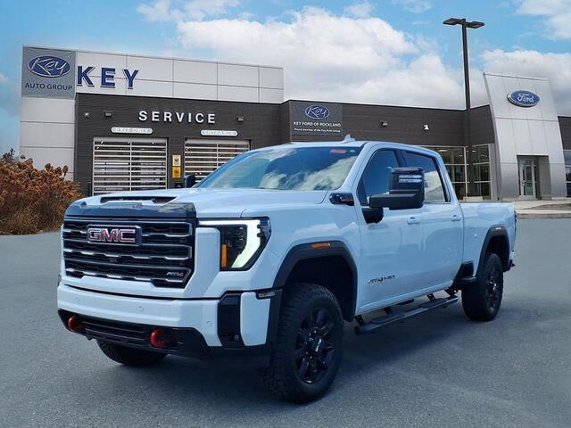 2025 GMC Sierra 2500HD AT4
