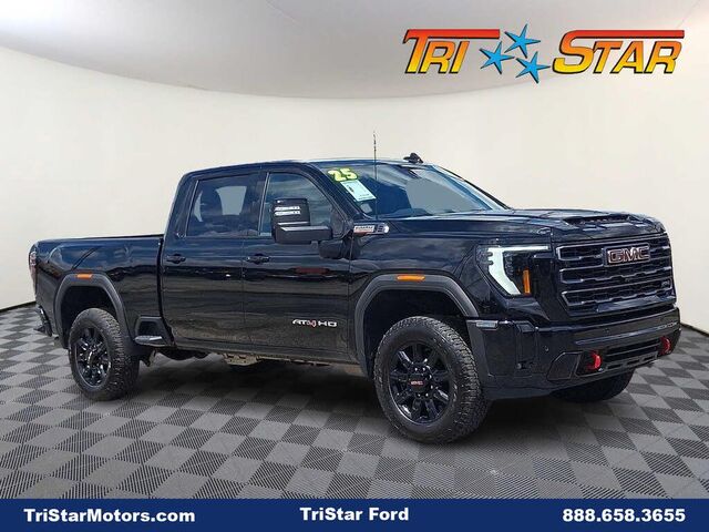2025 GMC Sierra 2500HD AT4