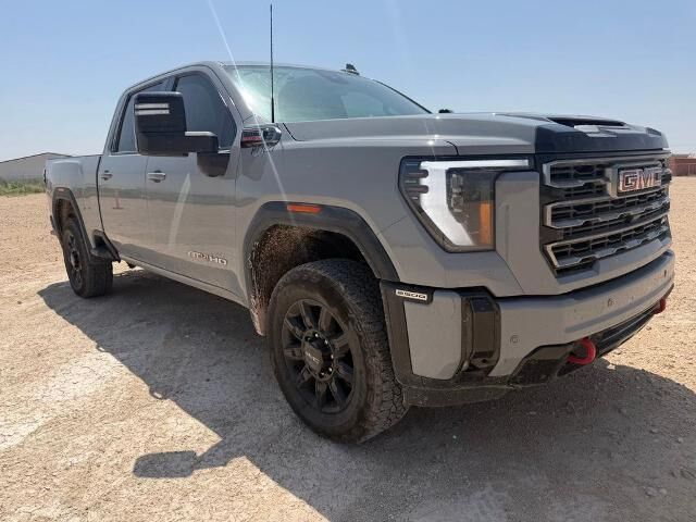 2025 GMC Sierra 2500HD AT4