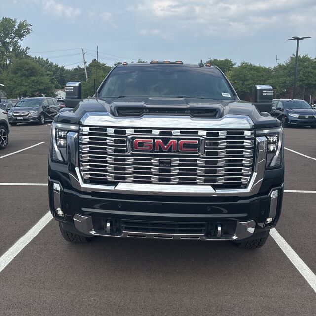 2025 GMC Sierra 2500HD Denali