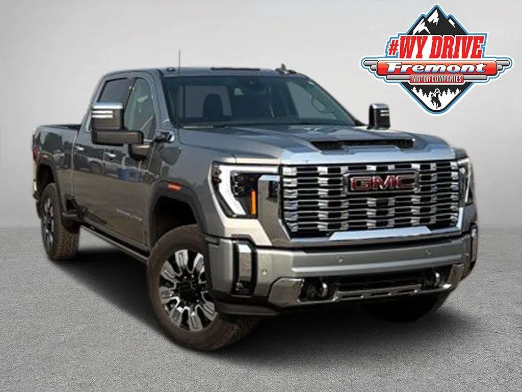 2025 GMC Sierra 2500HD Denali — photo 1 of 13