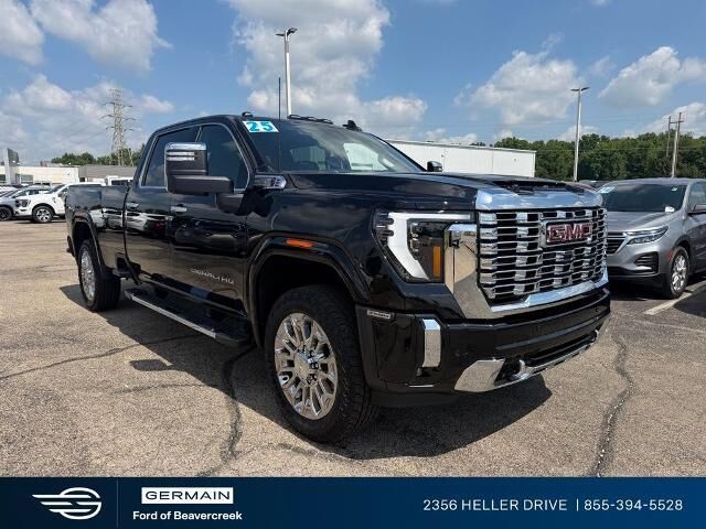 2025 GMC Sierra 2500HD Denali