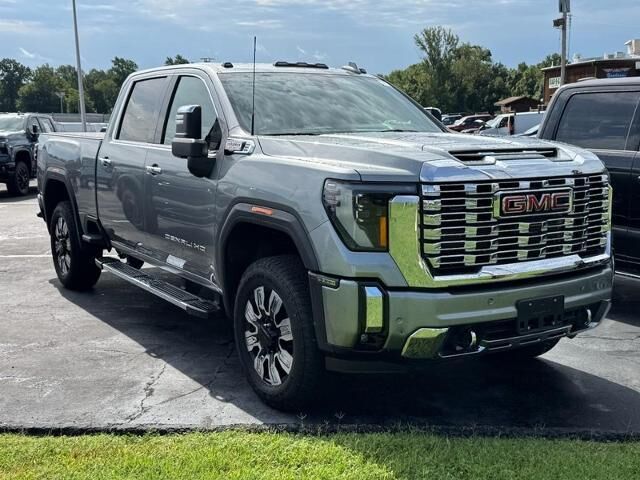2025 GMC Sierra 2500HD Denali