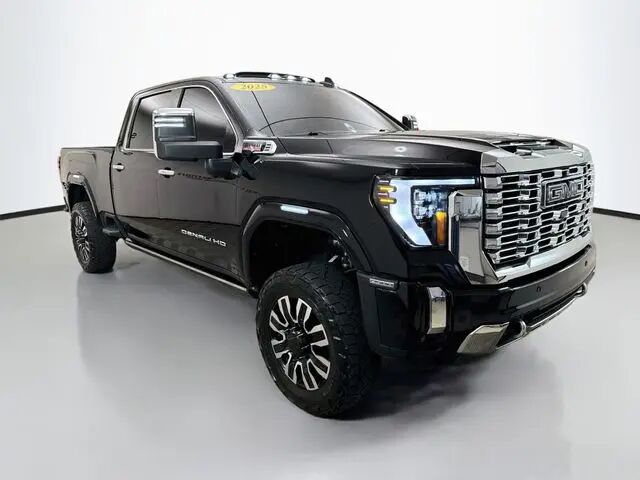 2025 GMC Sierra 2500HD Denali