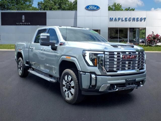 2025 GMC Sierra 2500HD Denali