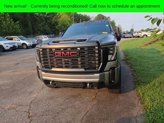 2025 GMC Sierra 2500HD Denali
