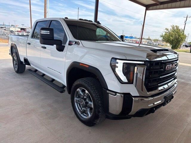 2025 GMC Sierra 3500HD Pro
