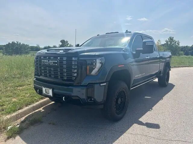 2025 GMC Sierra 2500HD Denali Ultimate