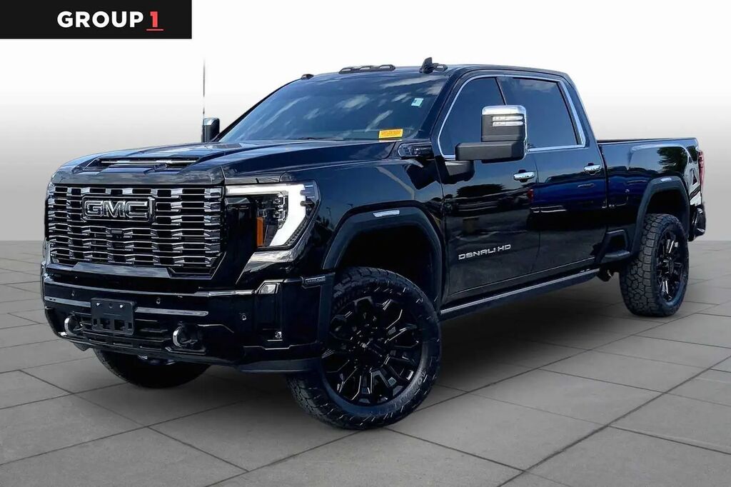 2026 GMC Sierra 2500HD Denali Ultimate — photo 1 of 12