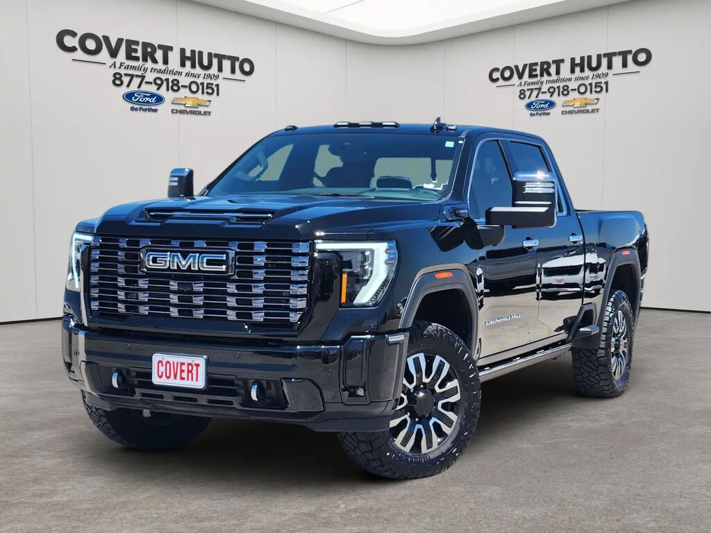 2025 GMC Sierra 3500HD Denali Ultimate — photo 1 of 13