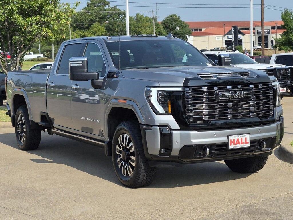 2026 GMC Sierra 3500HD Denali Ultimate — photo 1 of 26