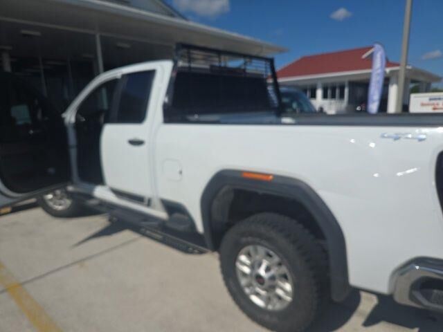 2024 GMC Sierra 2500HD Pro