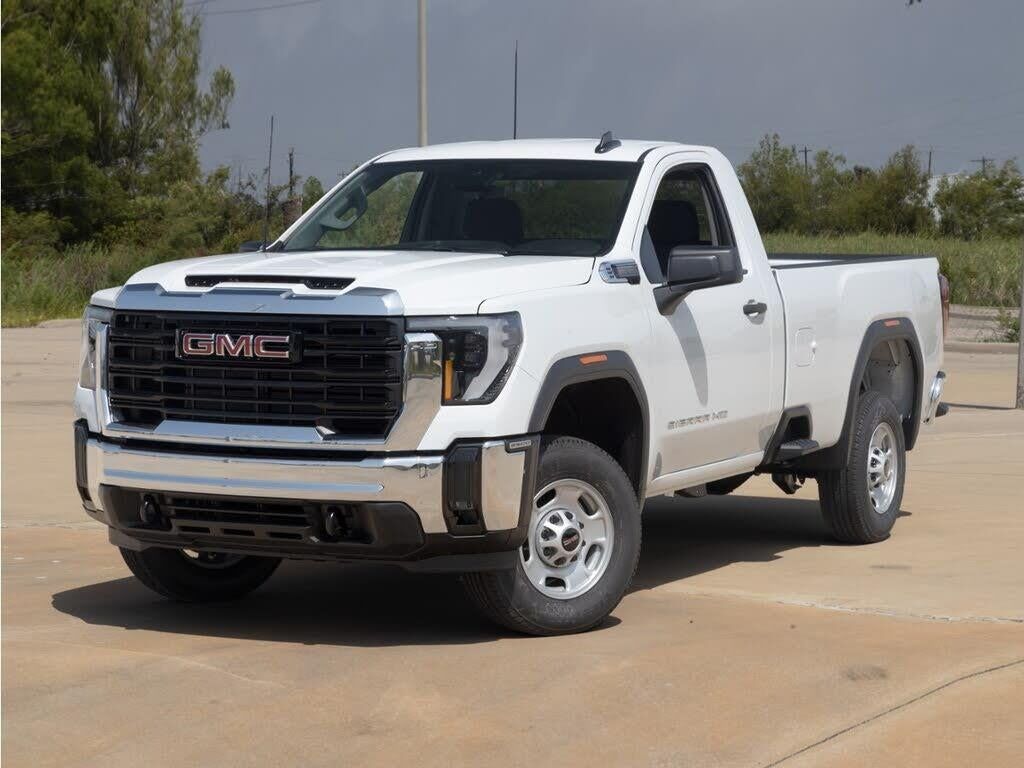 2025 GMC Sierra 2500HD SLE — photo 1 of 24
