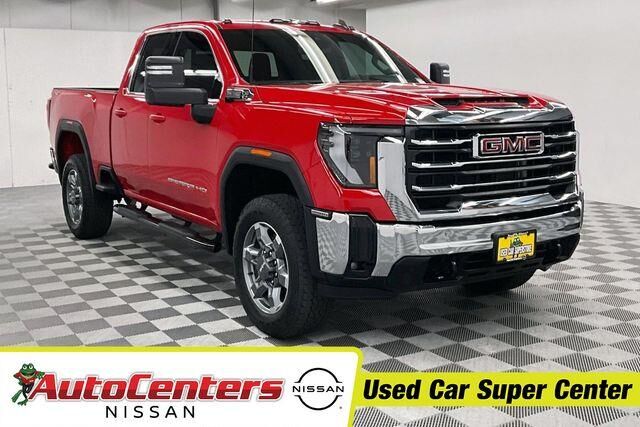 2025 GMC Sierra 2500HD SLE — photo 1 of 13