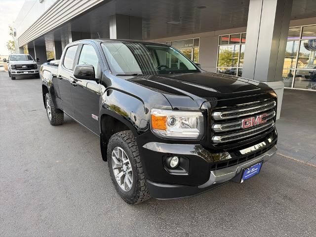 2017 GMC Canyon SLE