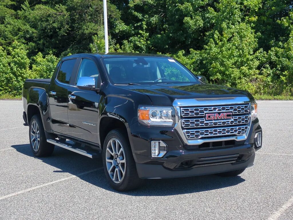 2022 GMC Canyon Denali — photo 1 of 2