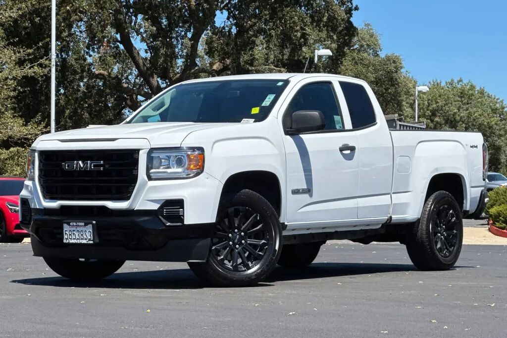 2022 GMC Canyon Elevation Standard