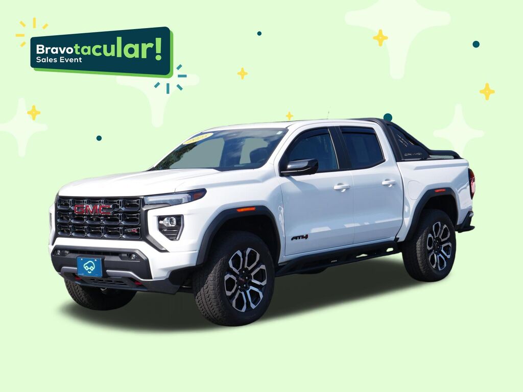 2025 GMC Canyon AT4 — photo 1 of 7