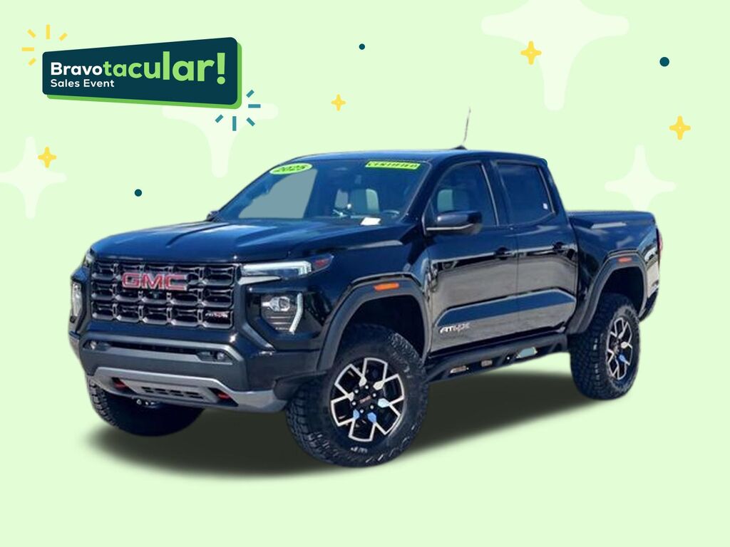 2025 GMC Canyon AT4 — photo 1 of 7