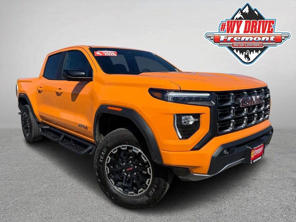 2026 GMC Canyon AT4 — photo 1 of 13