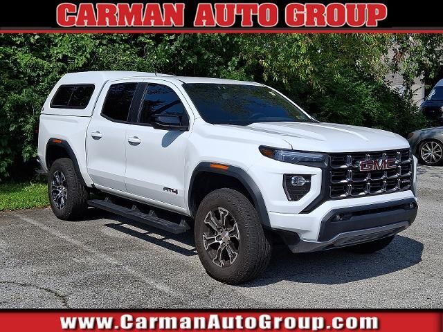 2025 GMC Canyon AT4