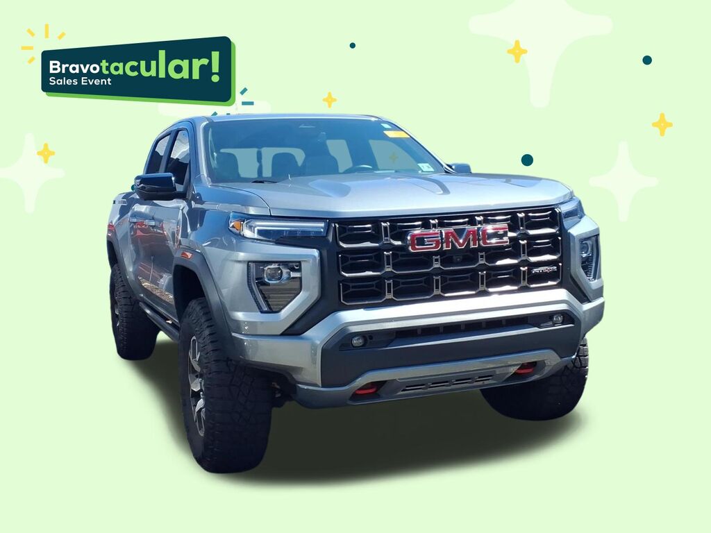 2025 GMC Canyon AT4 — photo 1 of 2
