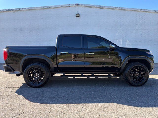 2025 GMC Canyon 4WD Denali — photo 1 of 1