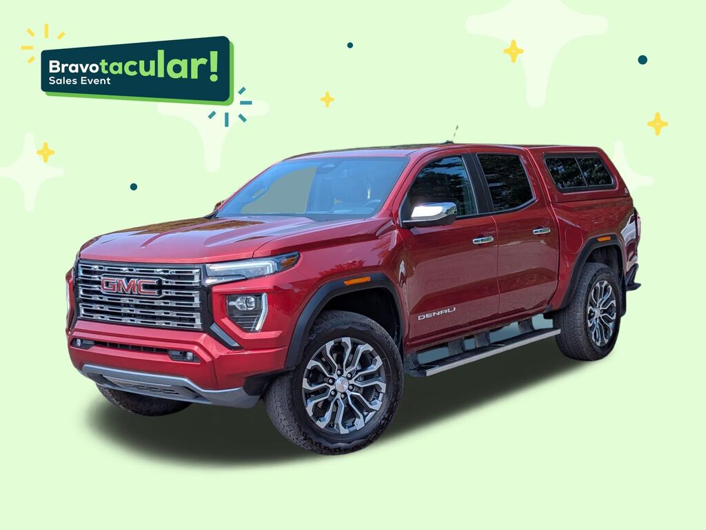 2025 GMC Canyon Denali — photo 1 of 6