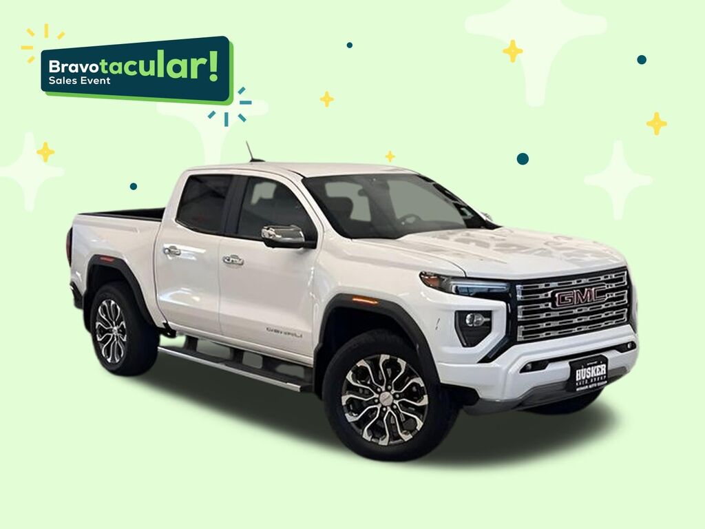 2025 GMC Canyon Denali — photo 1 of 7