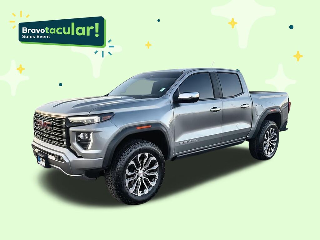 2025 GMC Canyon Denali — photo 1 of 6