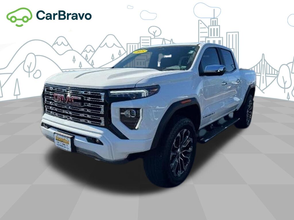 2025 GMC Canyon Denali — photo 1 of 7