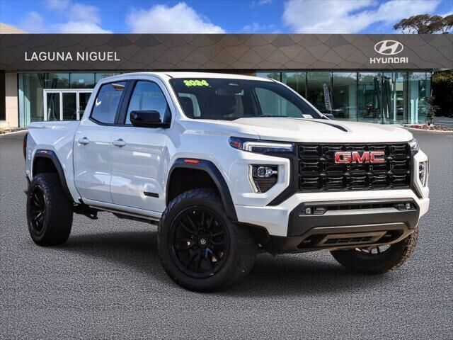 2024 GMC Canyon Elevation — photo 1 of 13