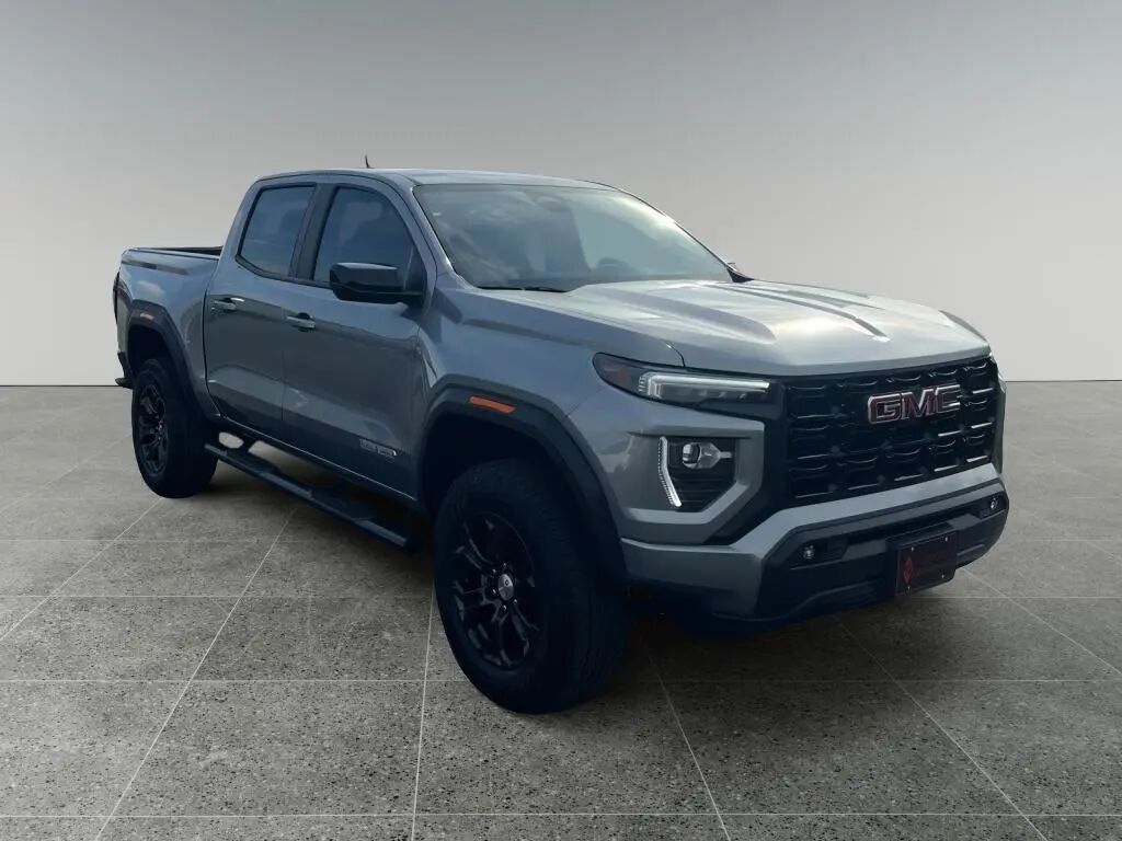 2024 GMC Canyon Elevation — photo 1 of 13